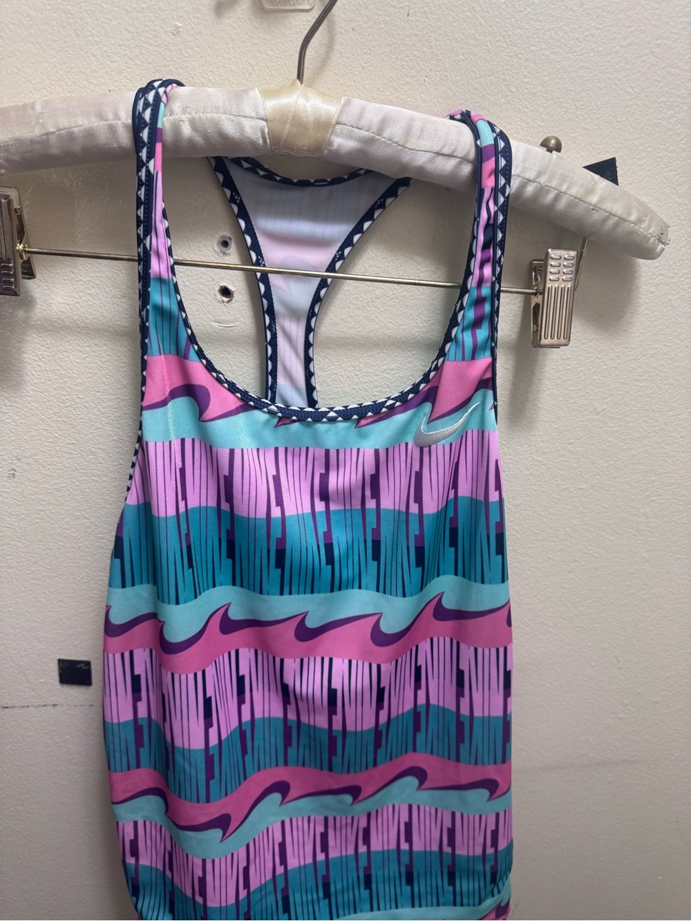 Nike Girls Swimsuit Top in Pink, Teal, Navy size XL